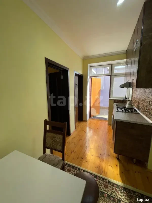 Kirayə verilir 2 otaqlı həyət evi 82 m²