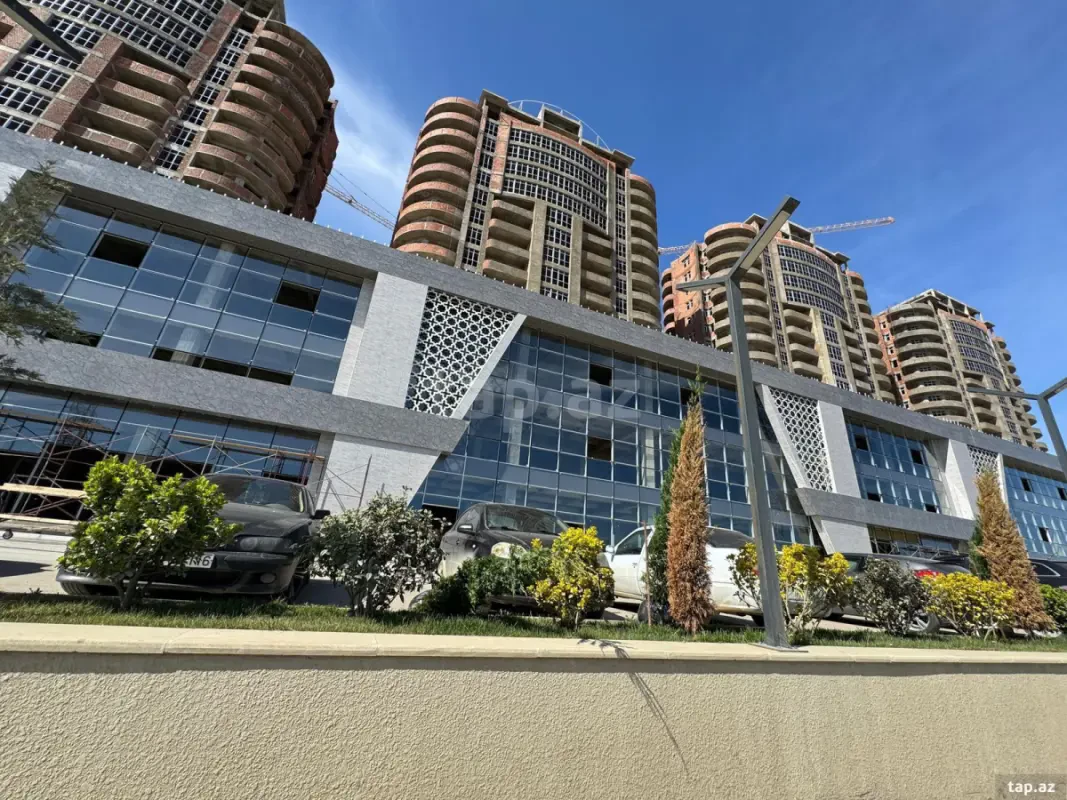 Satılır 2 otaqlı yeni tikili 100.6 m²