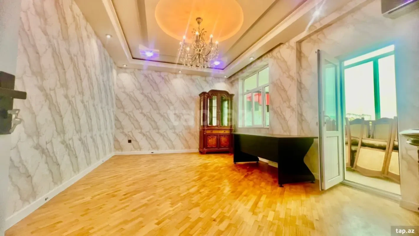Satılır 2 otaqlı yeni tikili 61 m²
