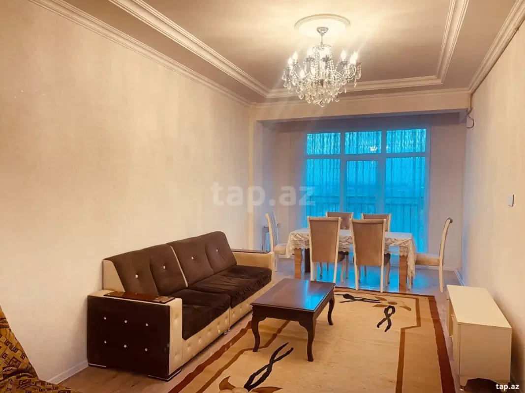 Kirayə verilir 2 otaqlı yeni tikili 72 m²