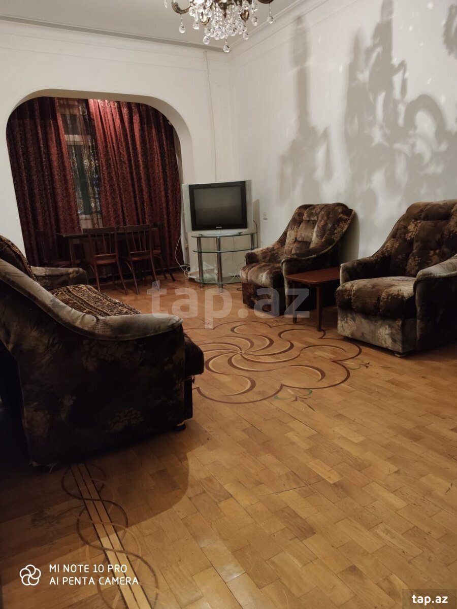 Kirayə verilir 2 otaqlı mənzil 50 m²