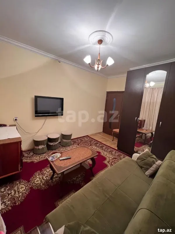 Satılır 1 otaqlı mənzil 35 m²