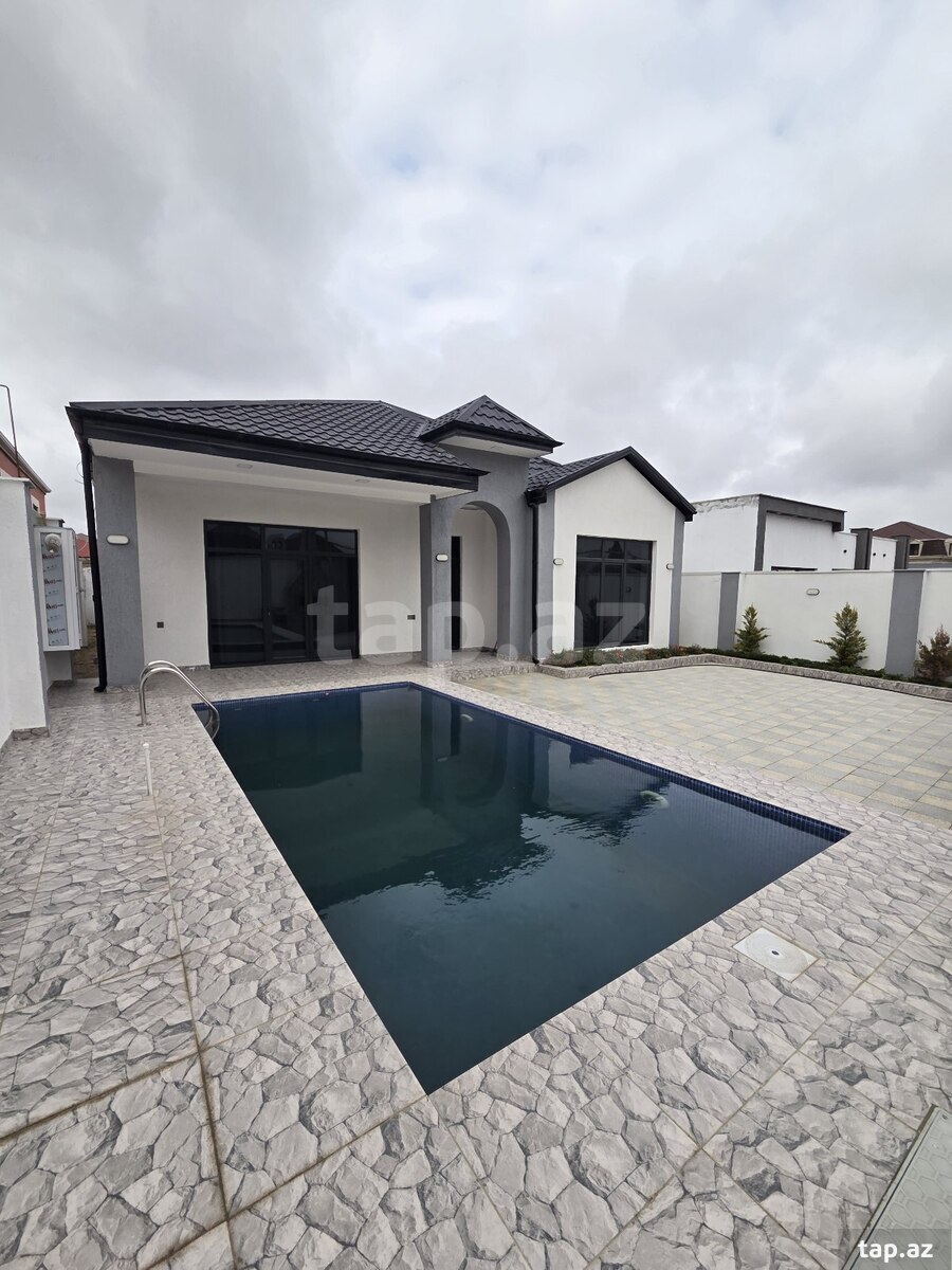 Satılır 4 otaqlı həyət evi 140 m²