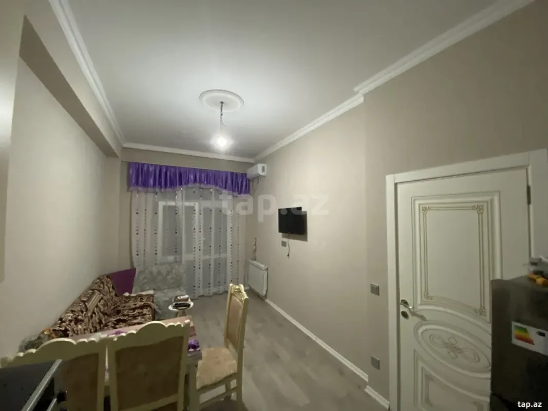 Kirayə verilir 2 otaqlı yeni tikili 50 m²