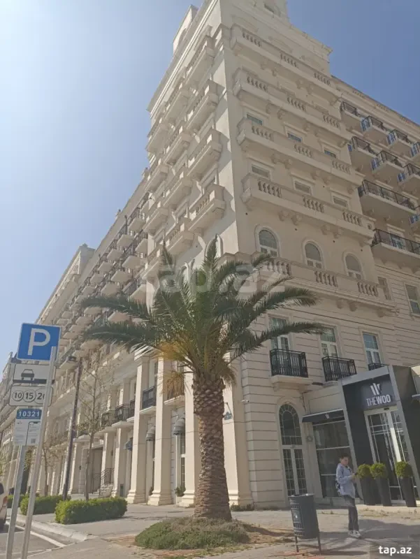 Satılır 4 otaqlı yeni tikili 176.2 m²