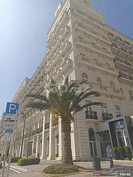Satılır 4 otaqlı yeni tikili 176.2 m² — Bakı 4 otaq 176.20 m²