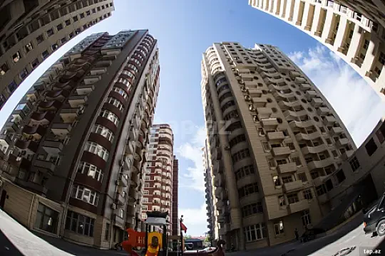 Satılır 4 otaqlı yeni tikili 150 m² — Bakı 4 otaq 150.00 m²