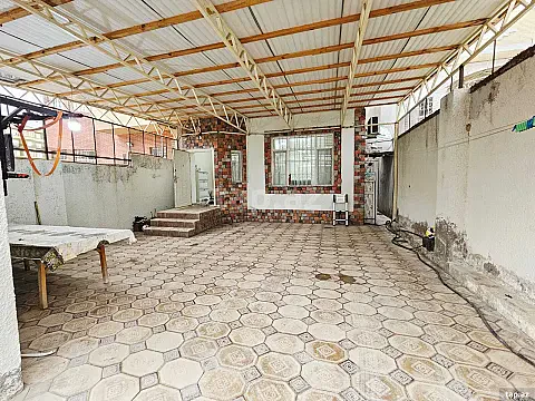 Satılır 4 otaqlı həyət evi 120 m² — Bakı 4 otaq 120.00 m²