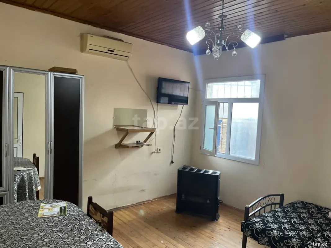 Kirayə verilir 1 otaqlı həyət evi 56 m²