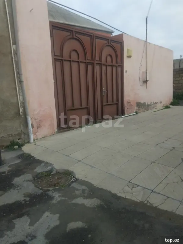 Satılır 3 otaqlı həyət evi 152 m²