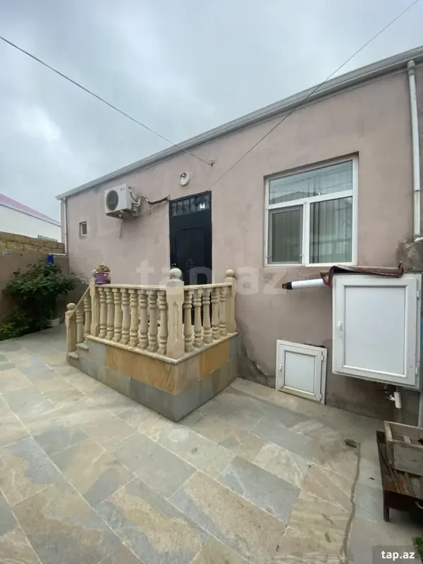 Satılır 2 otaqlı həyət evi 55 m²