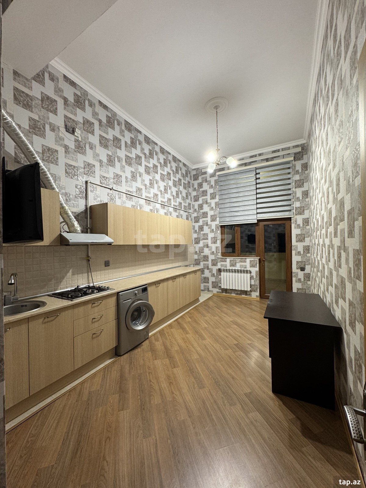 Kirayə verilir 2 otaqlı yeni tikili 100 m²