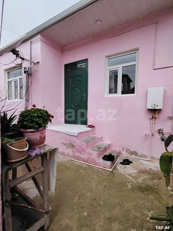 Satılır 3 otaqlı həyət evi 60 m²