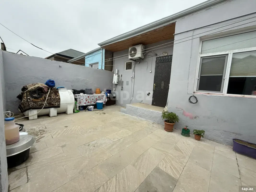 Satılır 2 otaqlı həyət evi 80 m²