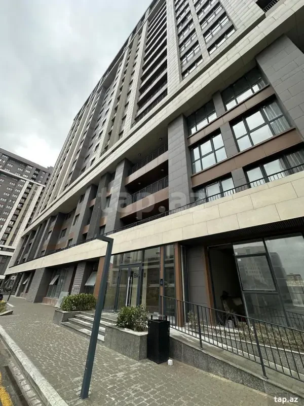 Kirayə verilir 2 otaqlı yeni tikili 73 m²