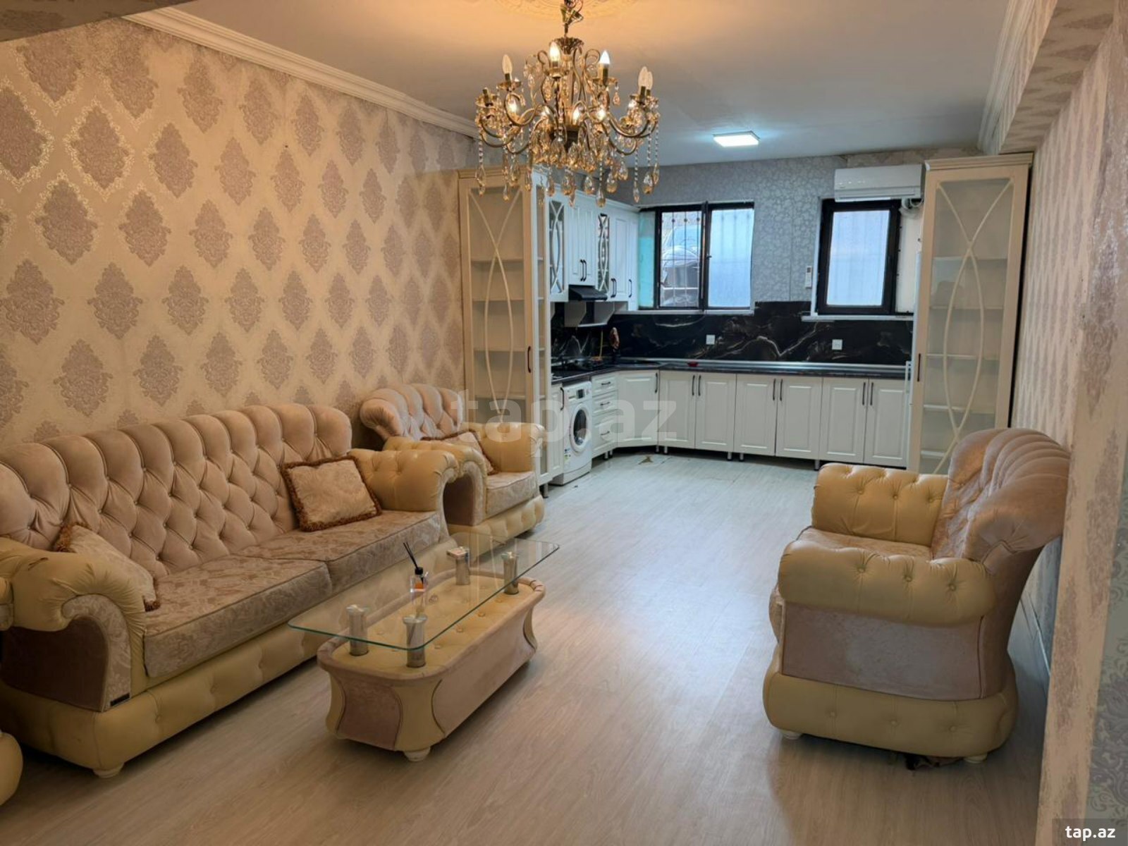 Kirayə verilir 2 otaqlı mənzil 65 m²