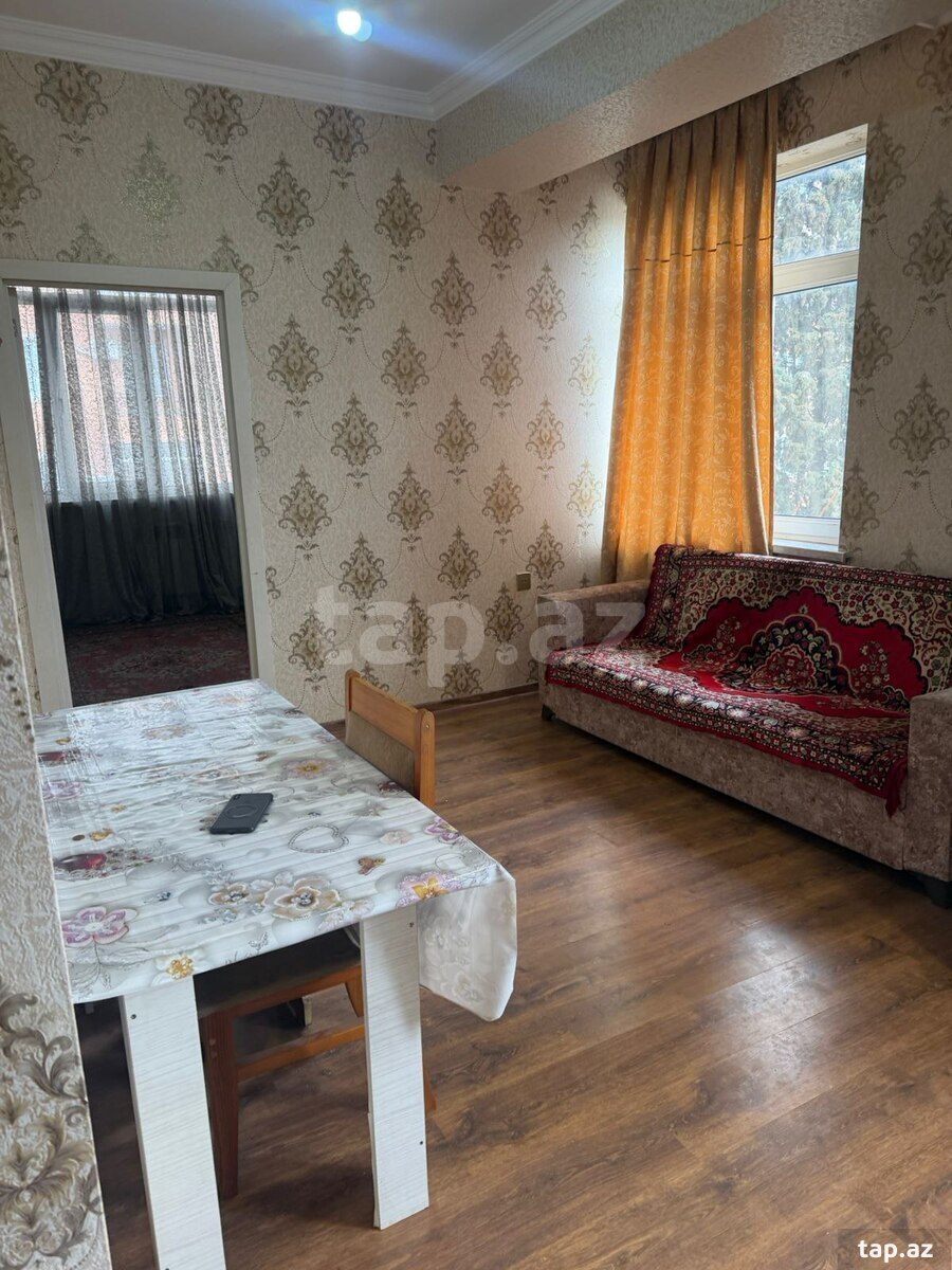 Kirayə verilir 2 otaqlı mənzil 40 m²