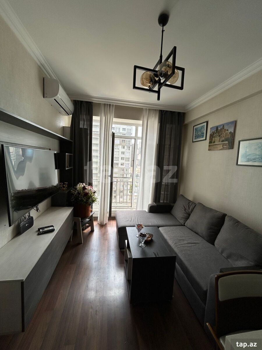 Satılır 2 otaqlı yeni tikili 50 m²