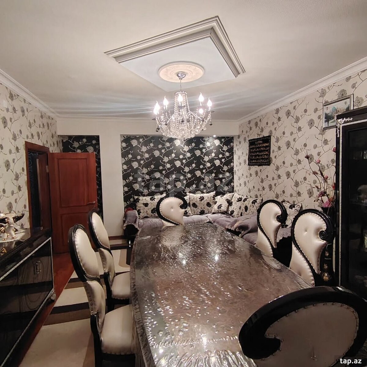 Kirayə verilir 3 otaqlı yeni tikili 100 m²