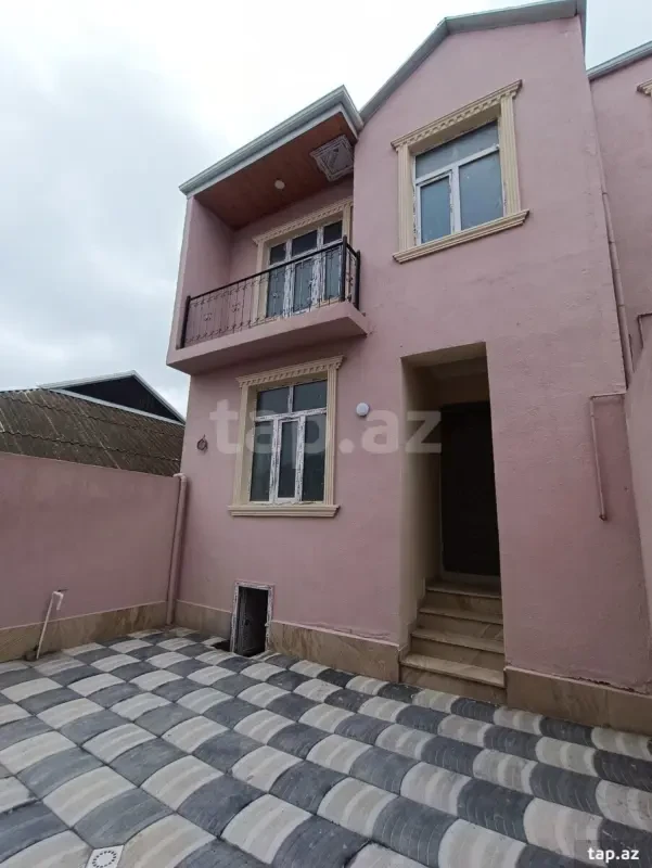 Satılır 4 otaqlı həyət evi 118 m²