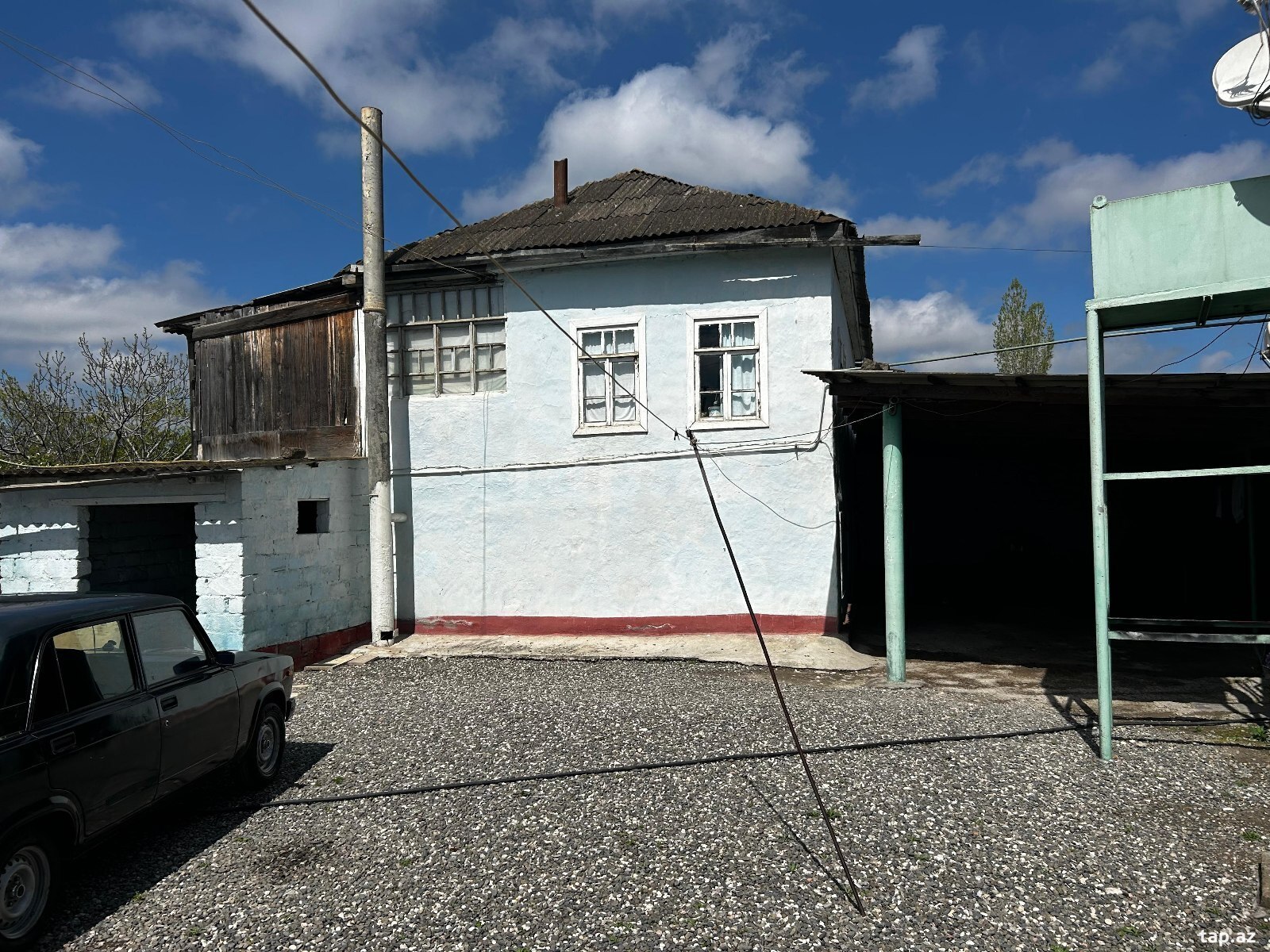 Satılır 6 otaqlı həyət evi 1300 m²