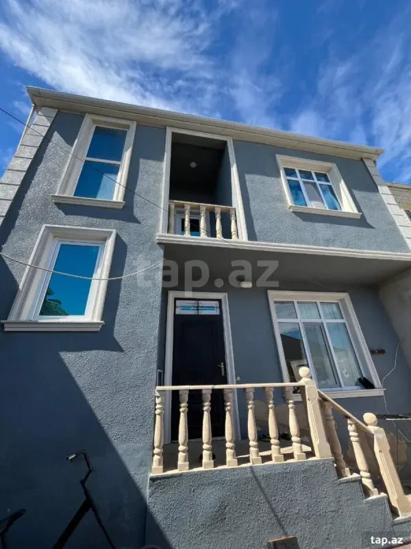 Satılır 4 otaqlı həyət evi 120 m²