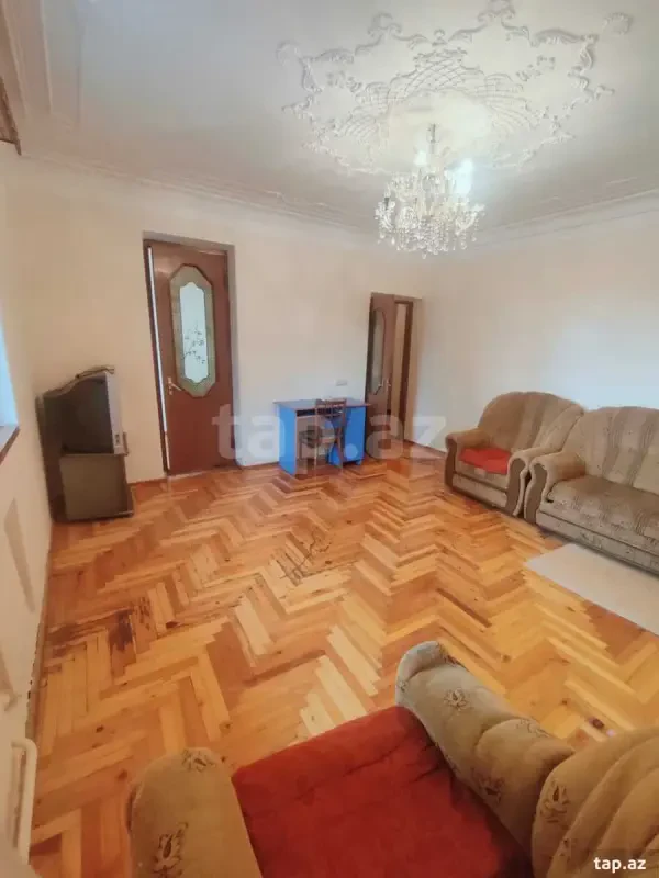 Kirayə verilir 3 otaqlı mənzil 80 m²