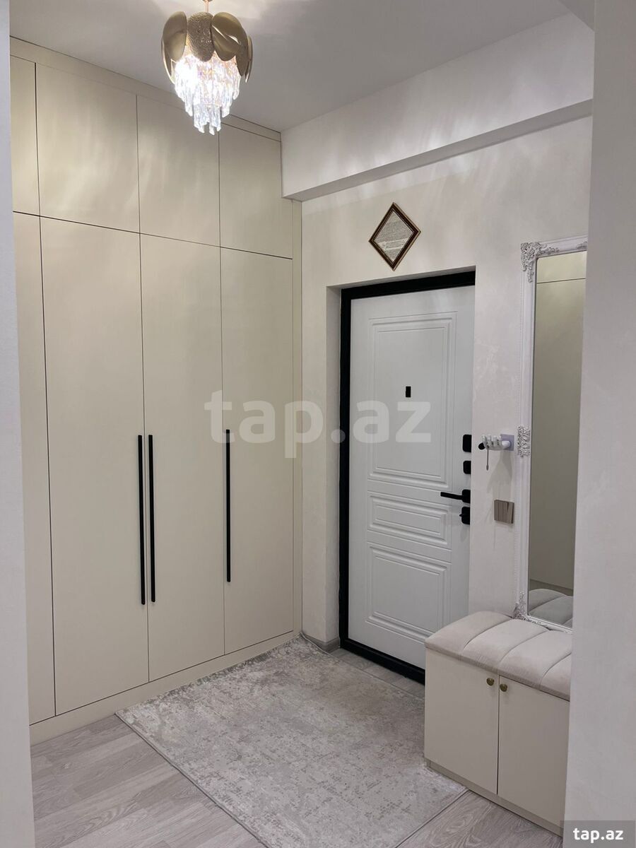 Satılır 2 otaqlı yeni tikili 60 m²