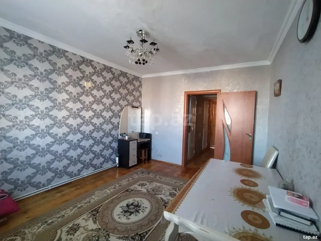 Satılır 2 otaqlı mənzil 56 m²