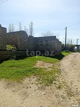 Satılır 4 otaqlı həyət evi 400 m² — Bakı 4 otaq 400.00 m²