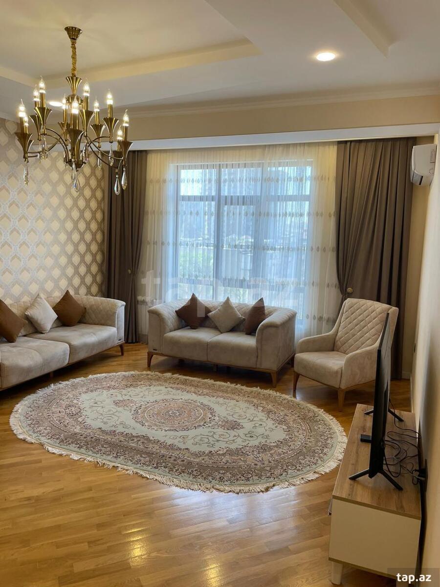 Satılır 3 otaqlı yeni tikili 127 m²