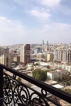 Kirayə verilir 2 otaqlı yeni tikili 110 m² — Bakı 2 otaq 110.00 m²