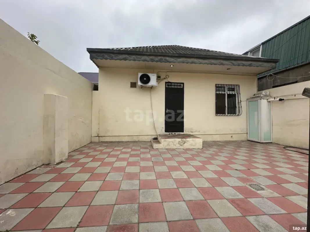 Satılır 2 otaqlı həyət evi 60 m²