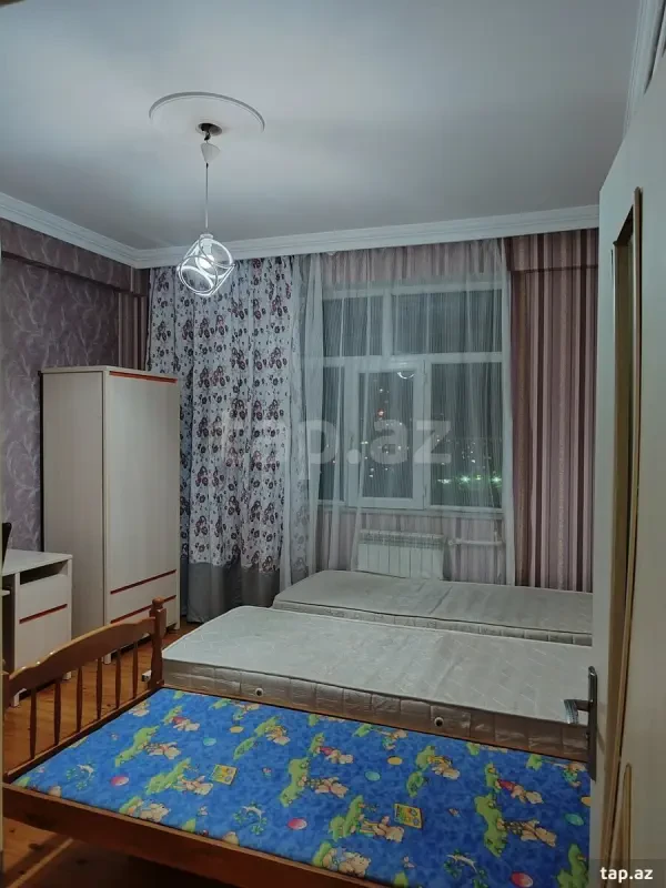 Kirayə verilir 3 otaqlı yeni tikili 100 m²