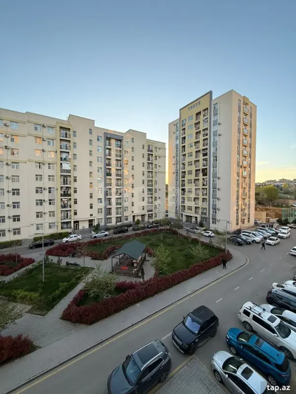Satılır 2 otaqlı yeni tikili 70 m²