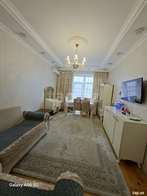 Kirayə verilir 2 otaqlı yeni tikili 70 m²
