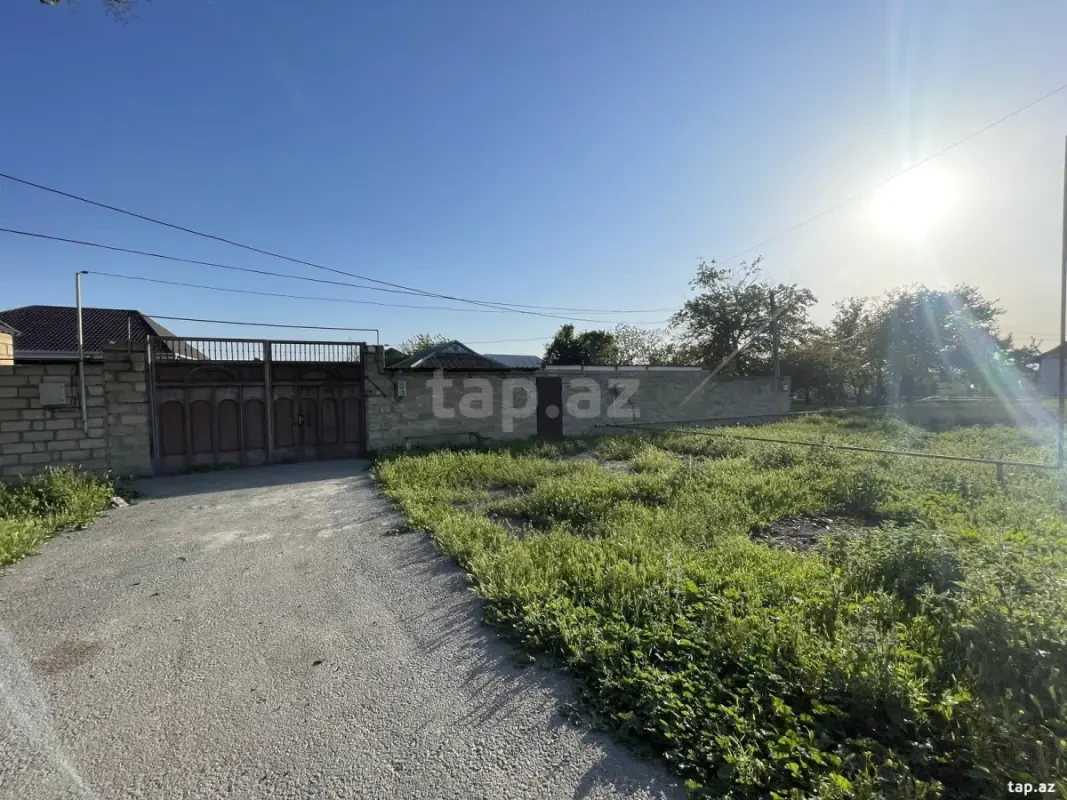 Satılır 3 otaqlı həyət evi 100 m²