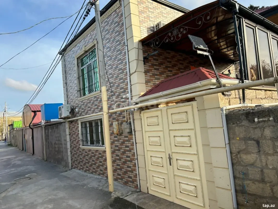Satılır 5 otaqlı həyət evi 150 m²