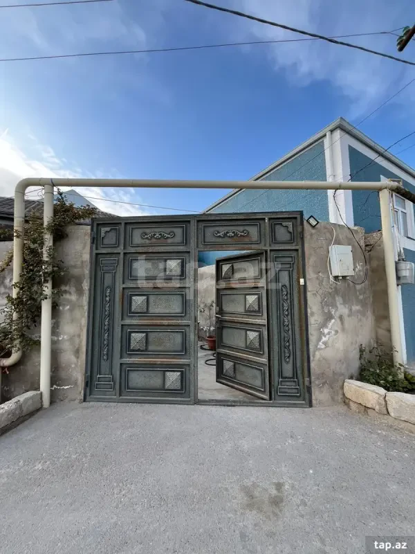 Satılır 4 otaqlı həyət evi 120 m²