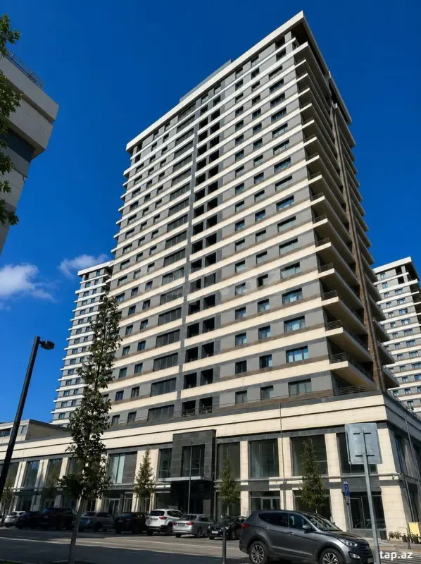 Kirayə verilir 4 otaqlı yeni tikili 170 m²