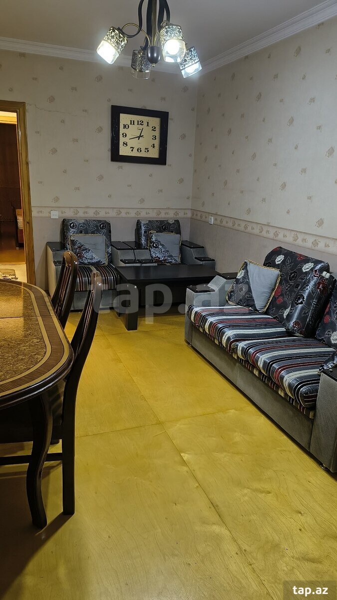 Kirayə verilir 2 otaqlı mənzil 60 m²