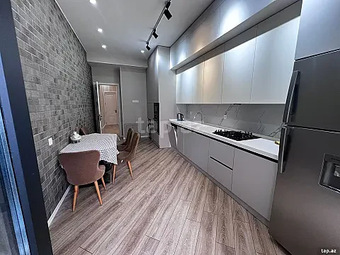 Kirayə verilir 3 otaqlı yeni tikili 122 m² — Bakı 3 otaq 122.00 m²
