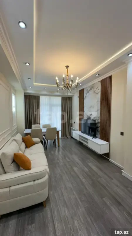 Kirayə verilir 2 otaqlı yeni tikili 65 m²