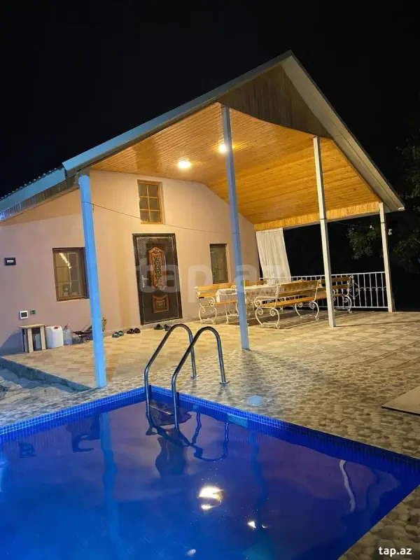 Kirayə verilir 2 otaqlı həyət evi 80 m²