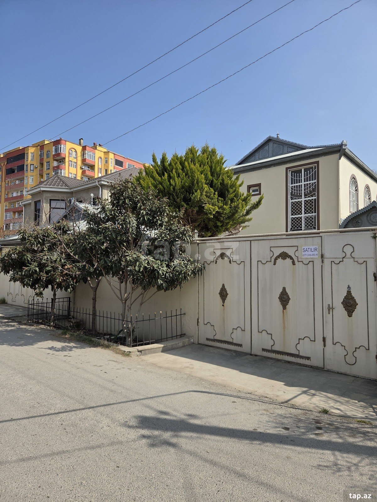 Satılır 6 otaqlı həyət evi 250 m²