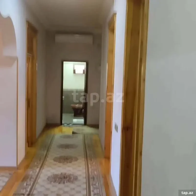 Satılır 4 otaqlı həyət evi 220 m²