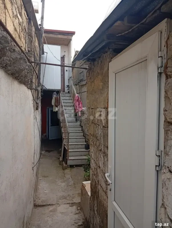 Kirayə verilir 1 otaqlı həyət evi 30 m²