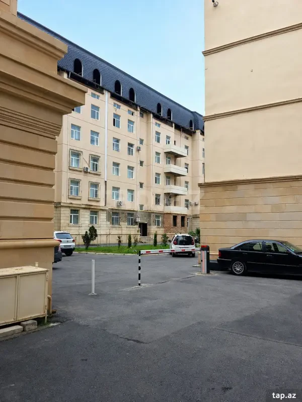 Satılır 5 otaqlı yeni tikili 220 m²