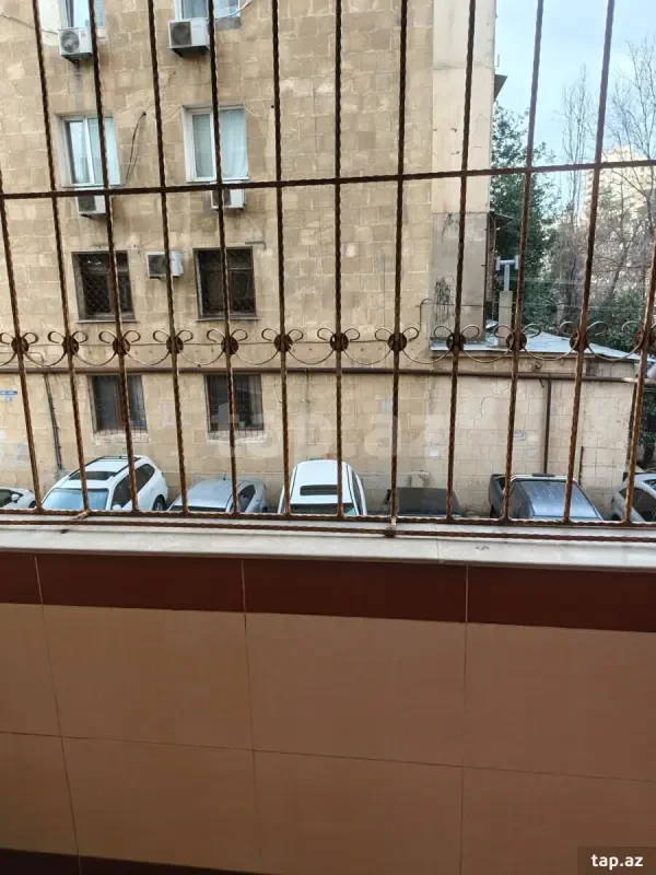 Satılır 2 otaqlı yeni tikili 94 m²