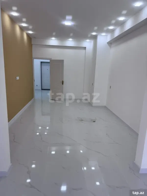 Kirayə verilir 3 otaqlı yeni tikili 115 m²